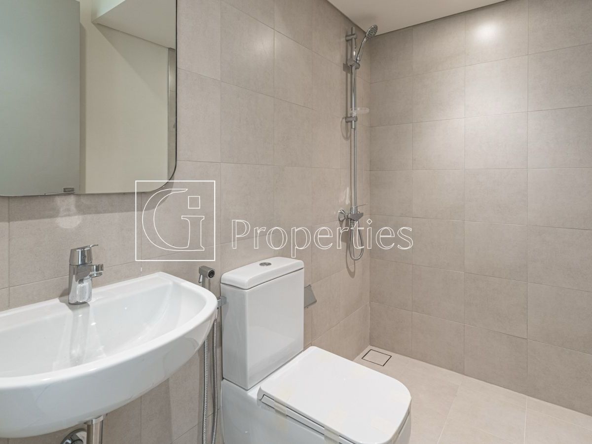 Single Row | Prime Location | Mortgage Available - 14