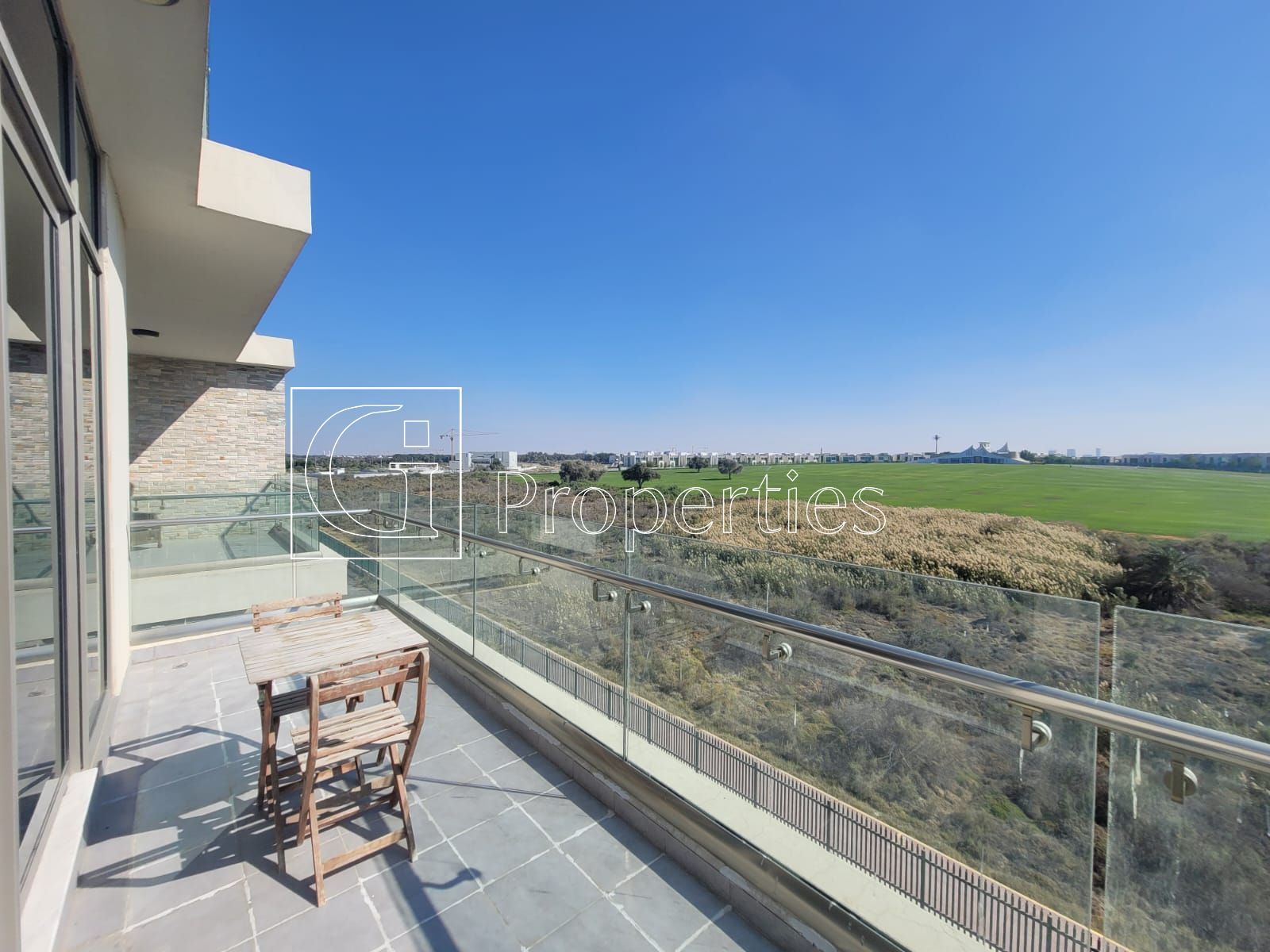 Fully Furnished | Spacious 2BR | Prime Location - 10