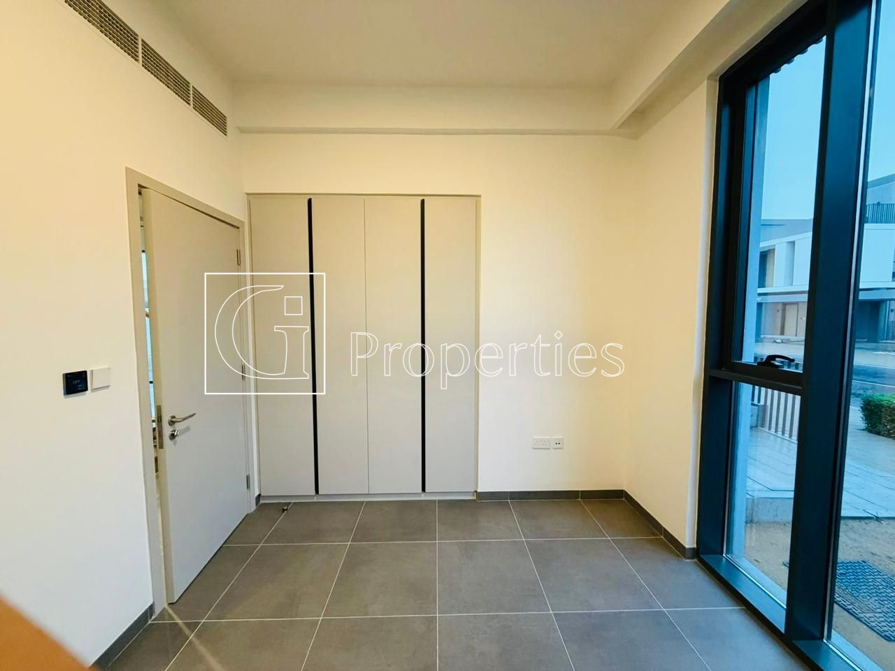 Brand New | Corner Plot | Vacant - 13