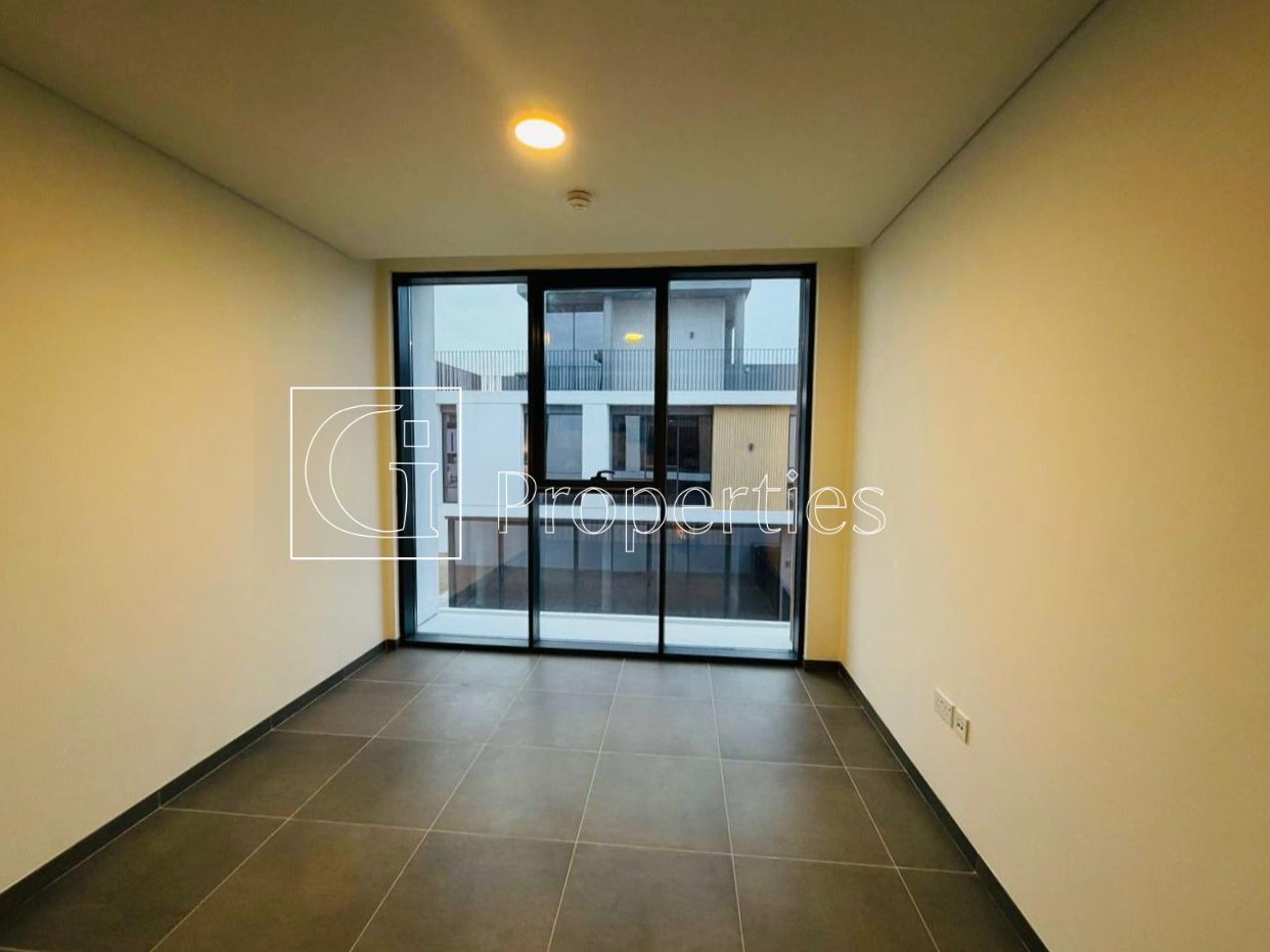 Brand New | Corner Plot | Vacant - 11