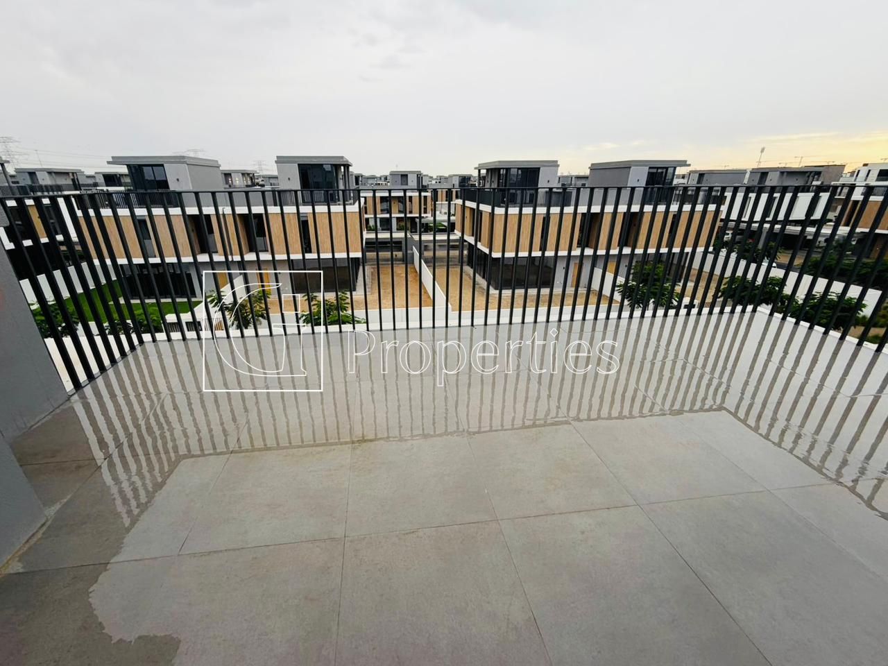 Brand New | Corner Plot | Vacant - 15