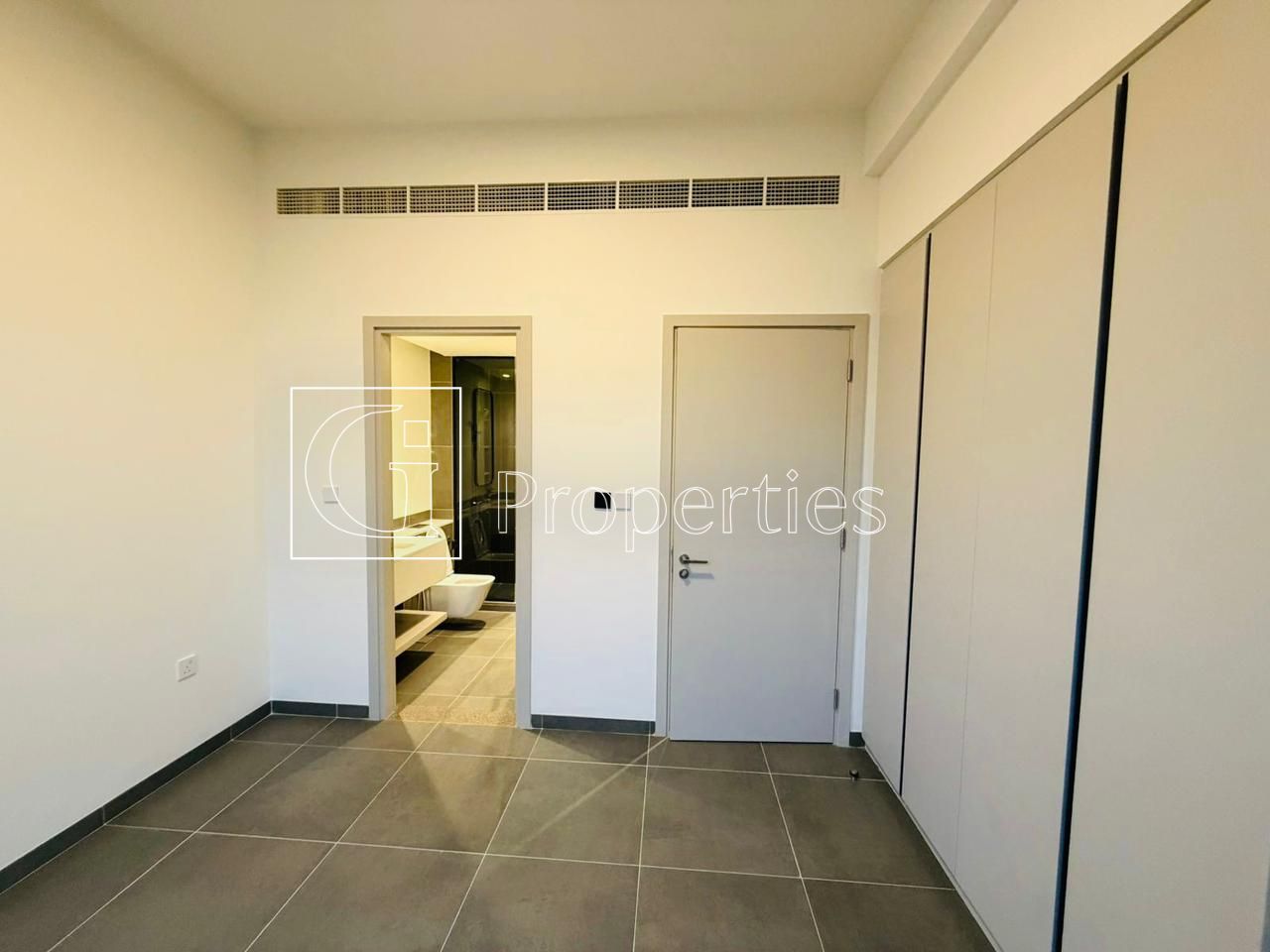 Brand New | Corner Plot | Vacant - 19