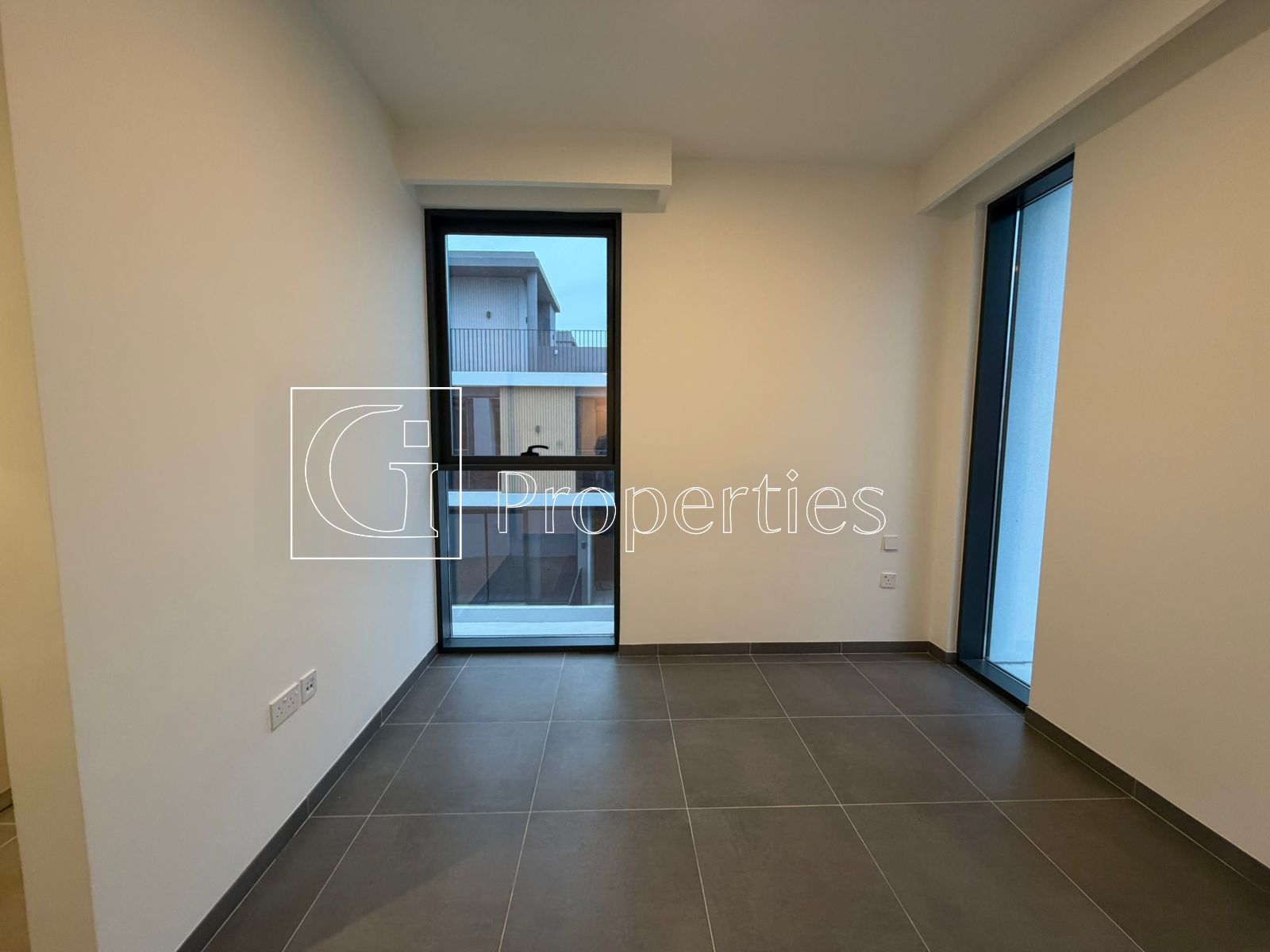 Brand New | Corner Plot | Vacant - 17