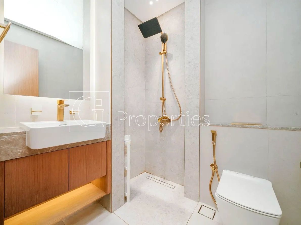 Fully Furnished | Hot Deal | Amazing view - 8