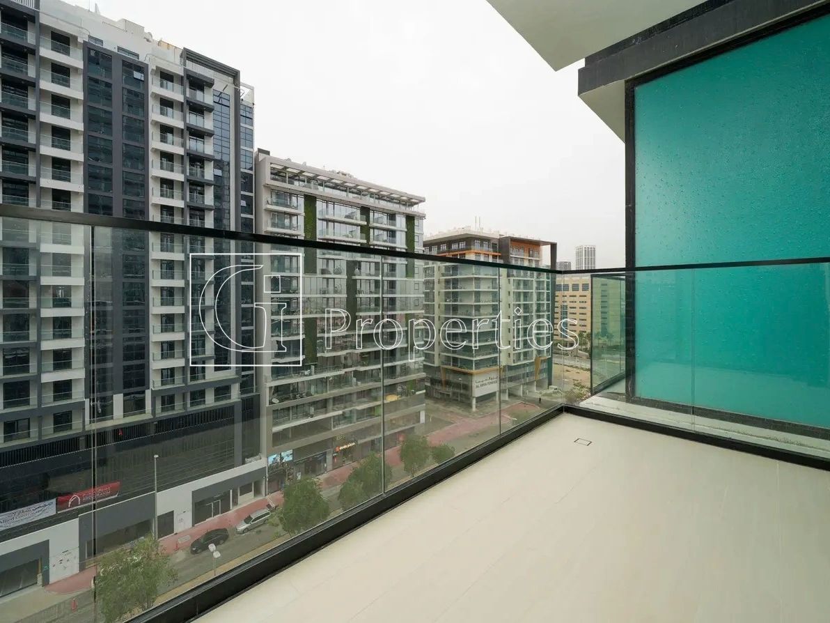 Fully Furnished | Hot Deal | Amazing view - 10