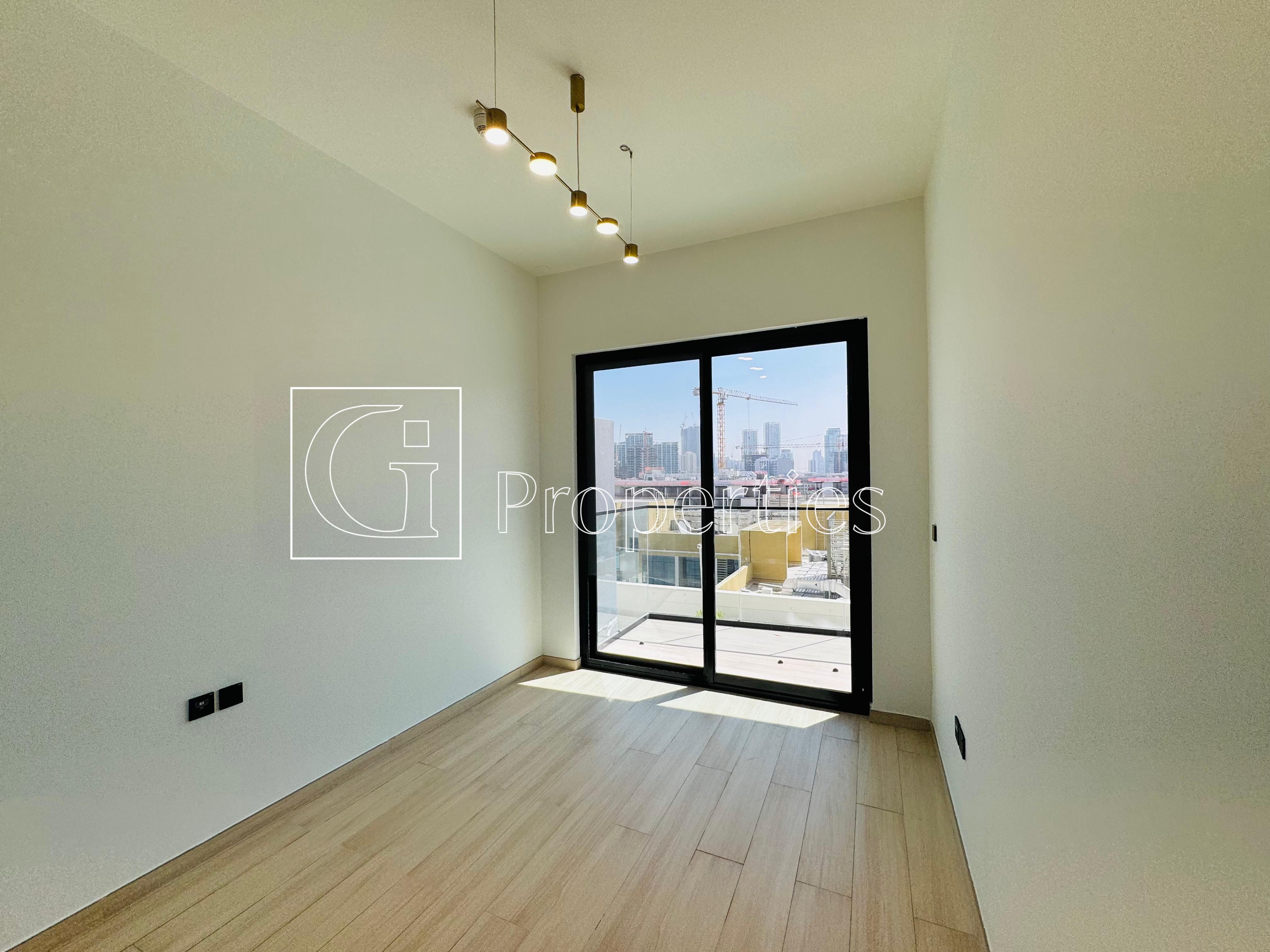 Spacious 1BR | Beautiful View | Great Price - 10