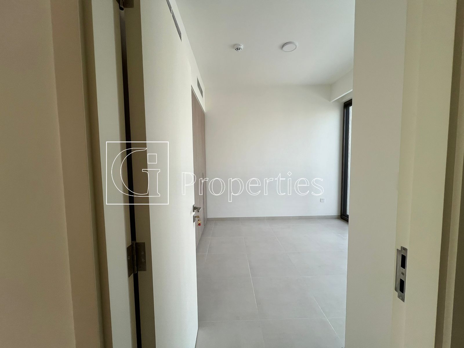 4BR Villa | Spacious Layout | Bright Unit - 2