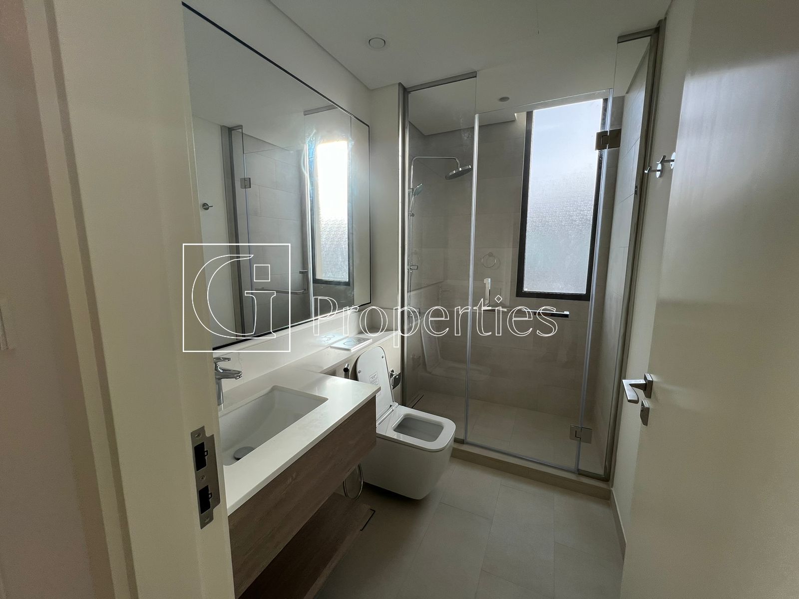 4BR Villa | Spacious Layout | Bright Unit - 4