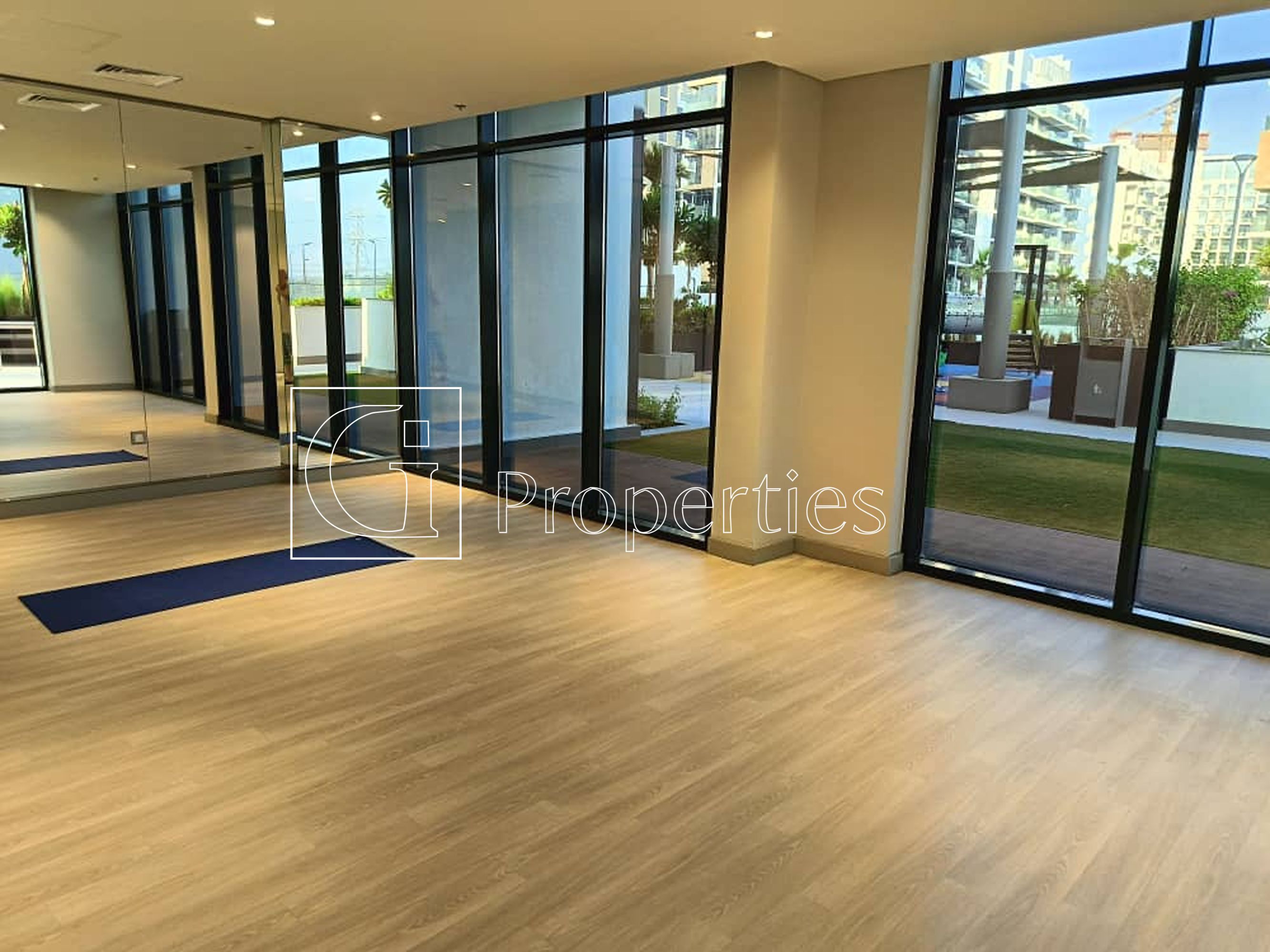 1BR | Bright Unit | Great Value - 13