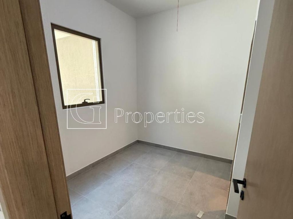 Vacant | Ready to Move | Unfurnished - 5