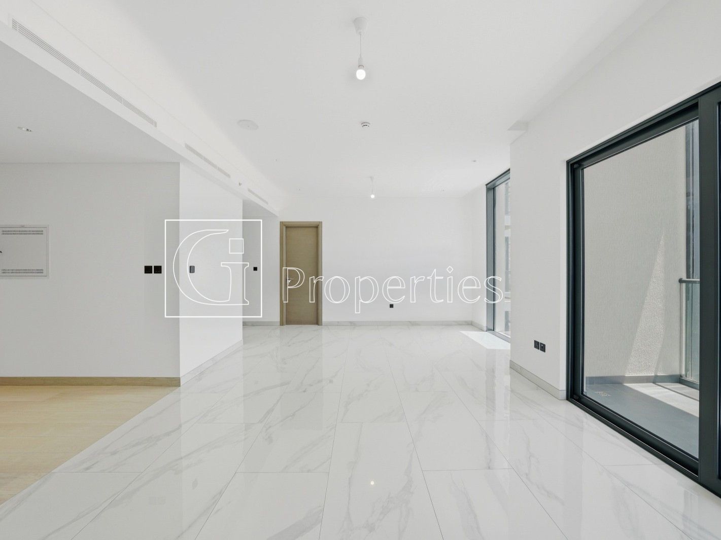 Spacious 2BR+Maid | Premium Living | Great Layout - 4