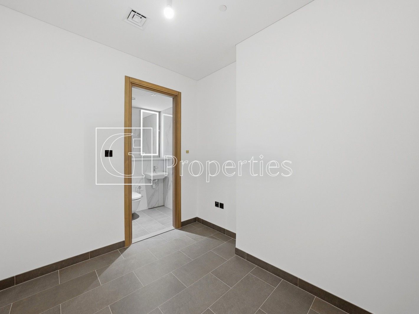 Spacious 2BR+Maid | Premium Living | Great Layout - 18