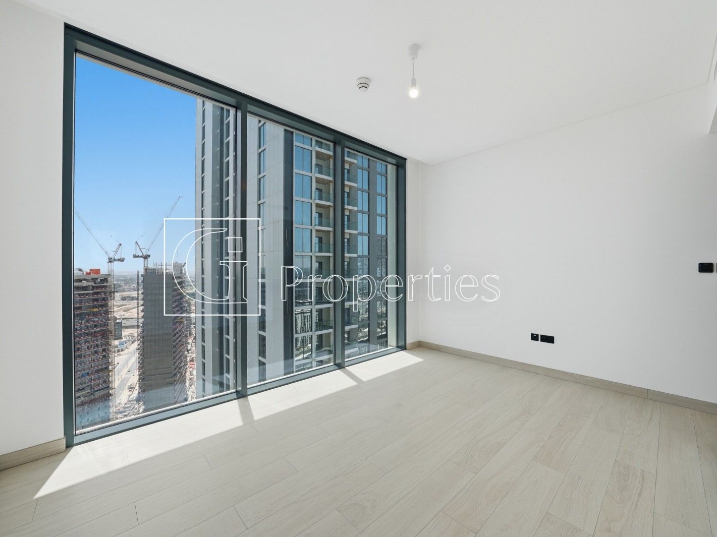 Spacious 2BR+Maid | Premium Living | Modern Layout - 2