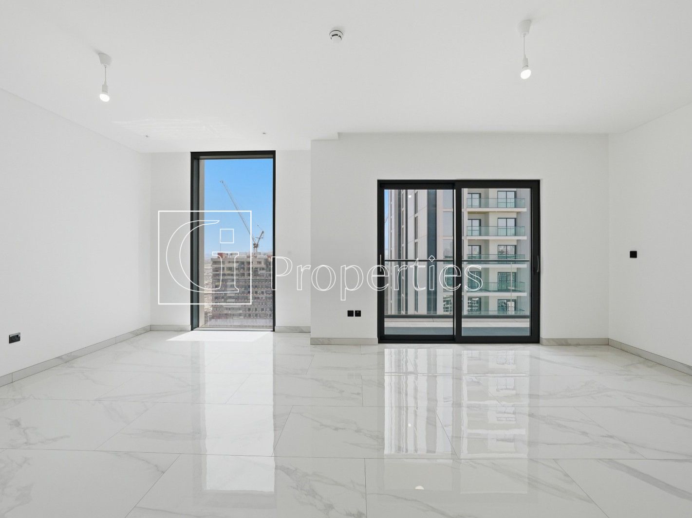 Spacious 2BR+Maid | Premium Living | Modern Layout - 3