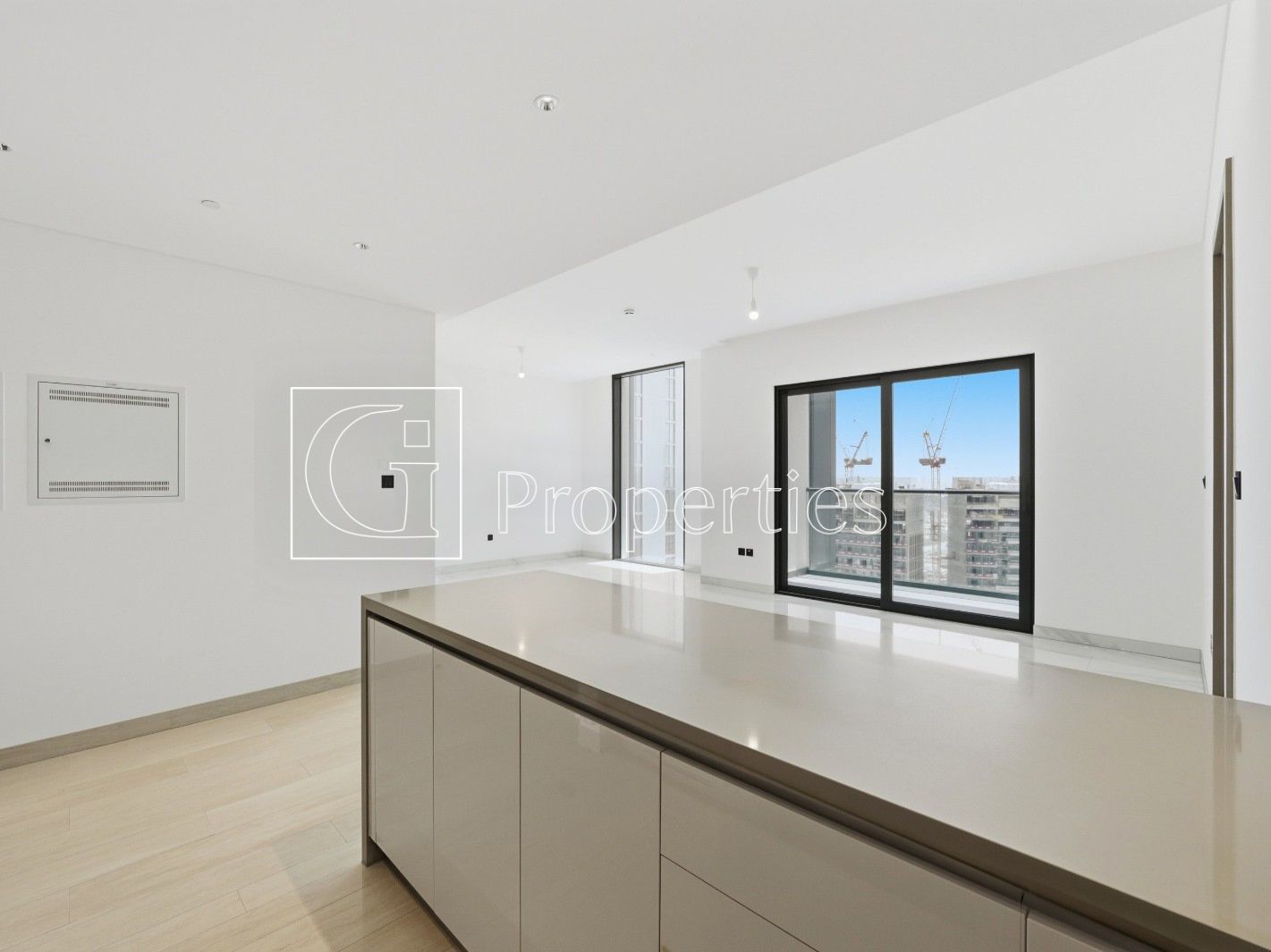 Spacious 2BR+Maid | Premium Living | Modern Layout - 14