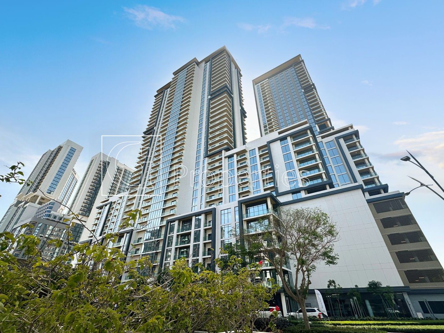 Spacious 2BR+Maid | Premium Living | Modern Layout - 20