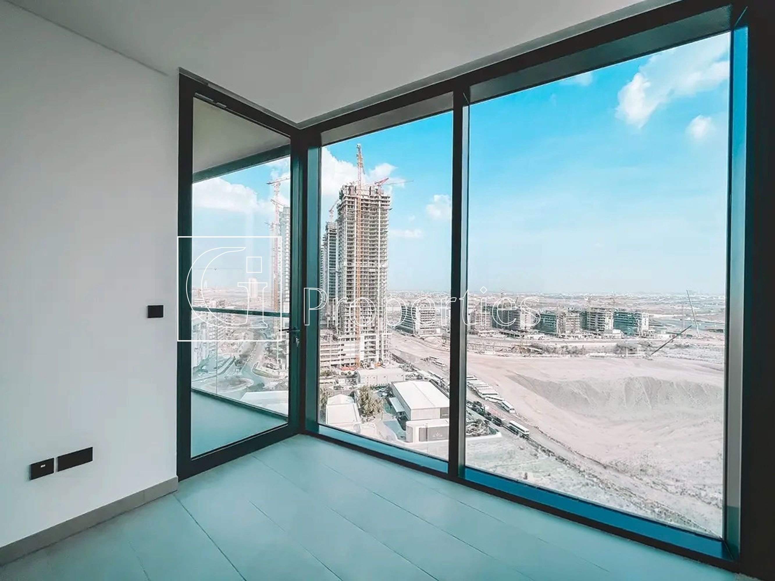 1BR | Modern | Prime Location - 2