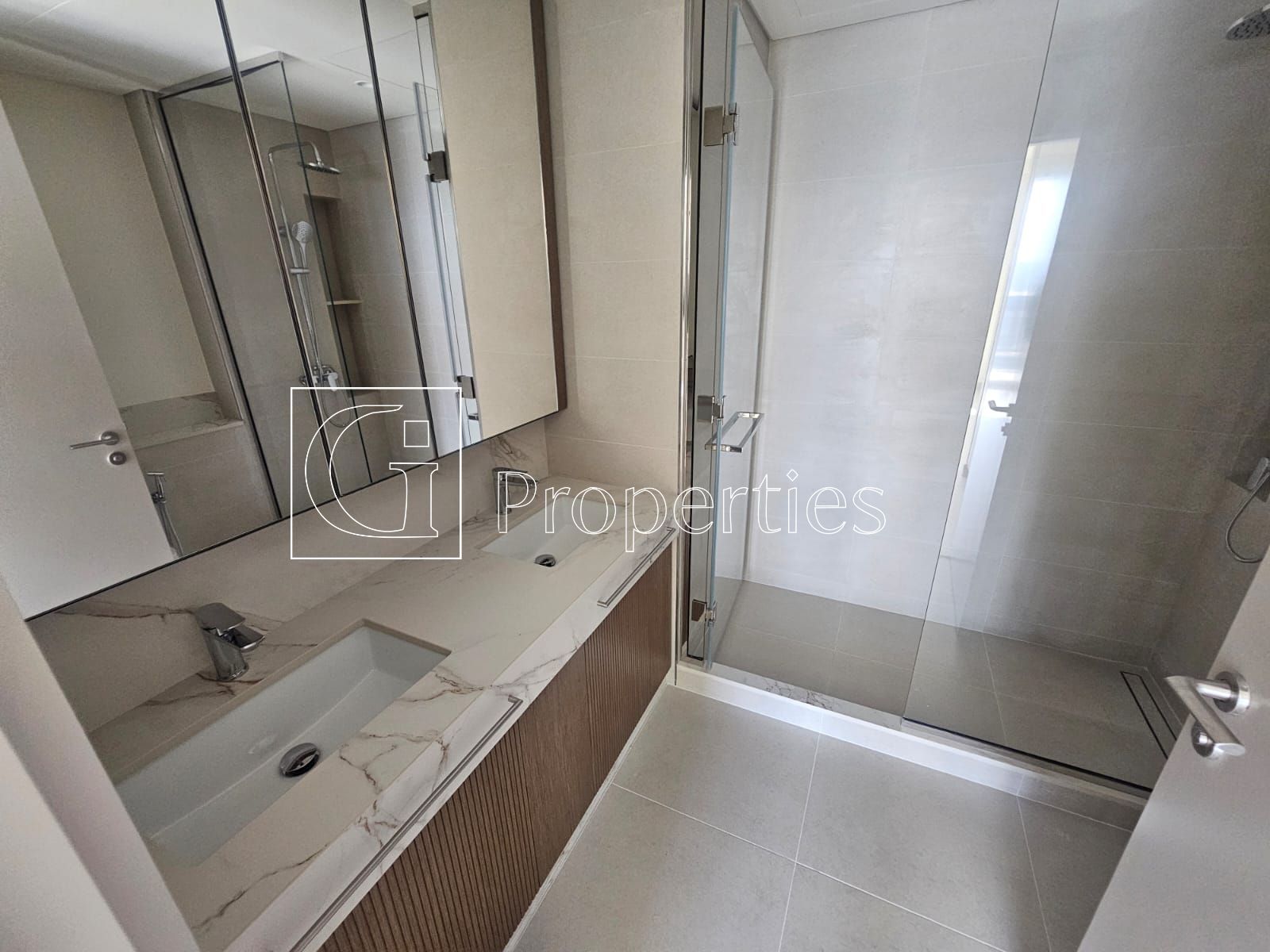 2BR | Waterfront | Premium Home - 11