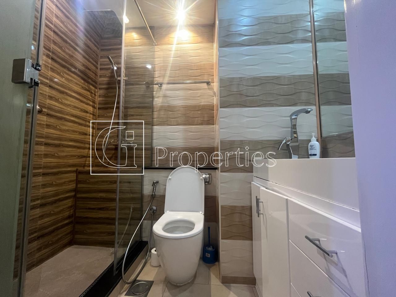 Fully Furnished | Chiller Free | Family Home - 15