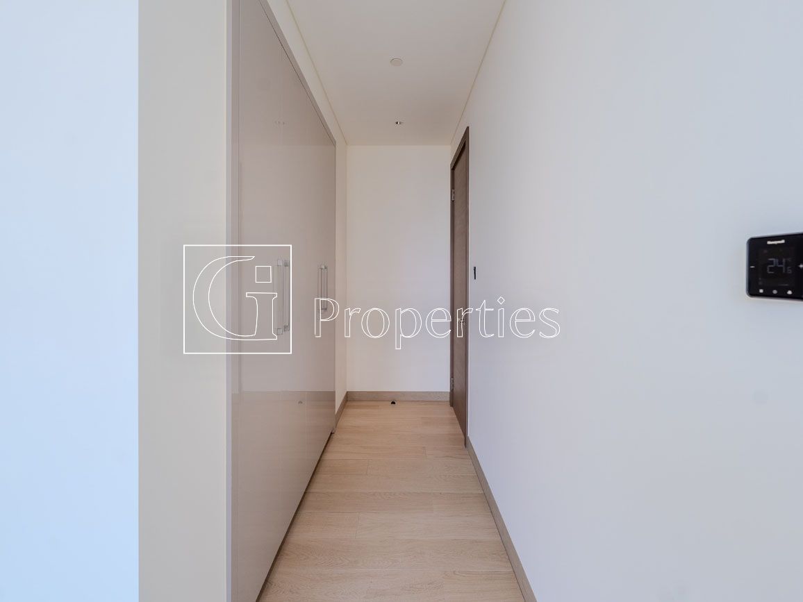 3BR | Modern | Large Layout - 6