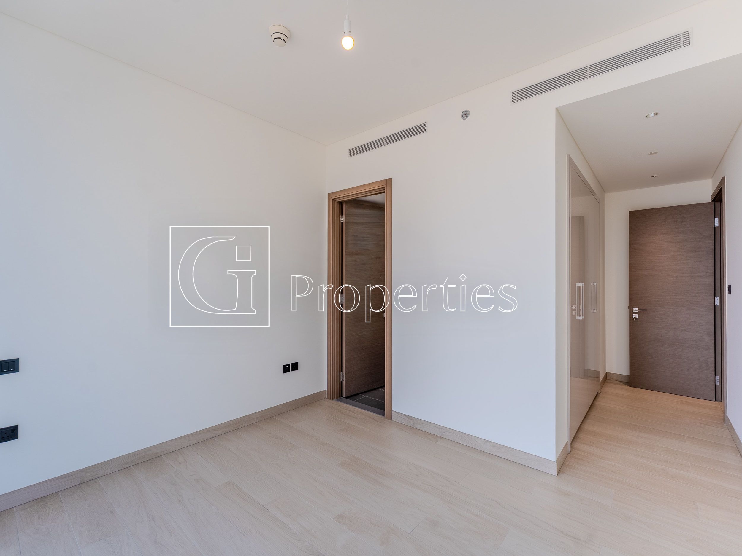 3BR | Modern | Large Layout - 12