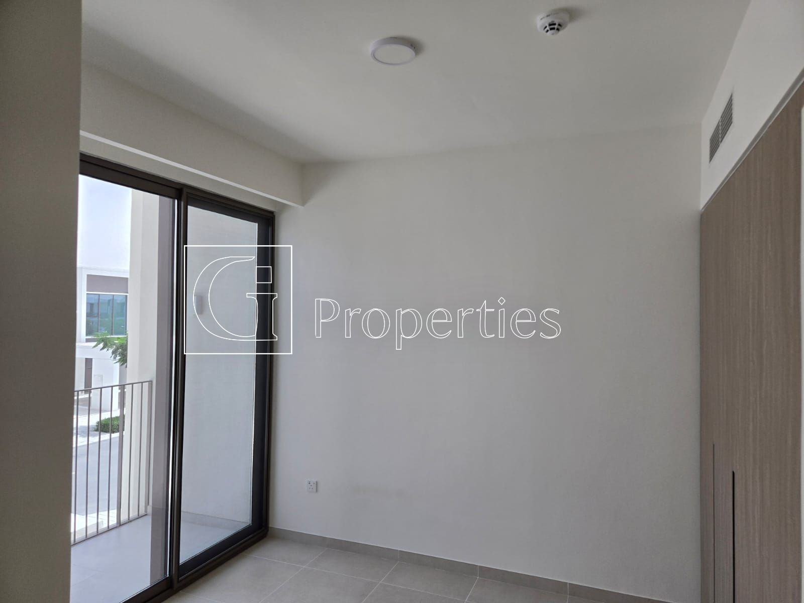 4BR Villa | Vacant | Prime Location - 5