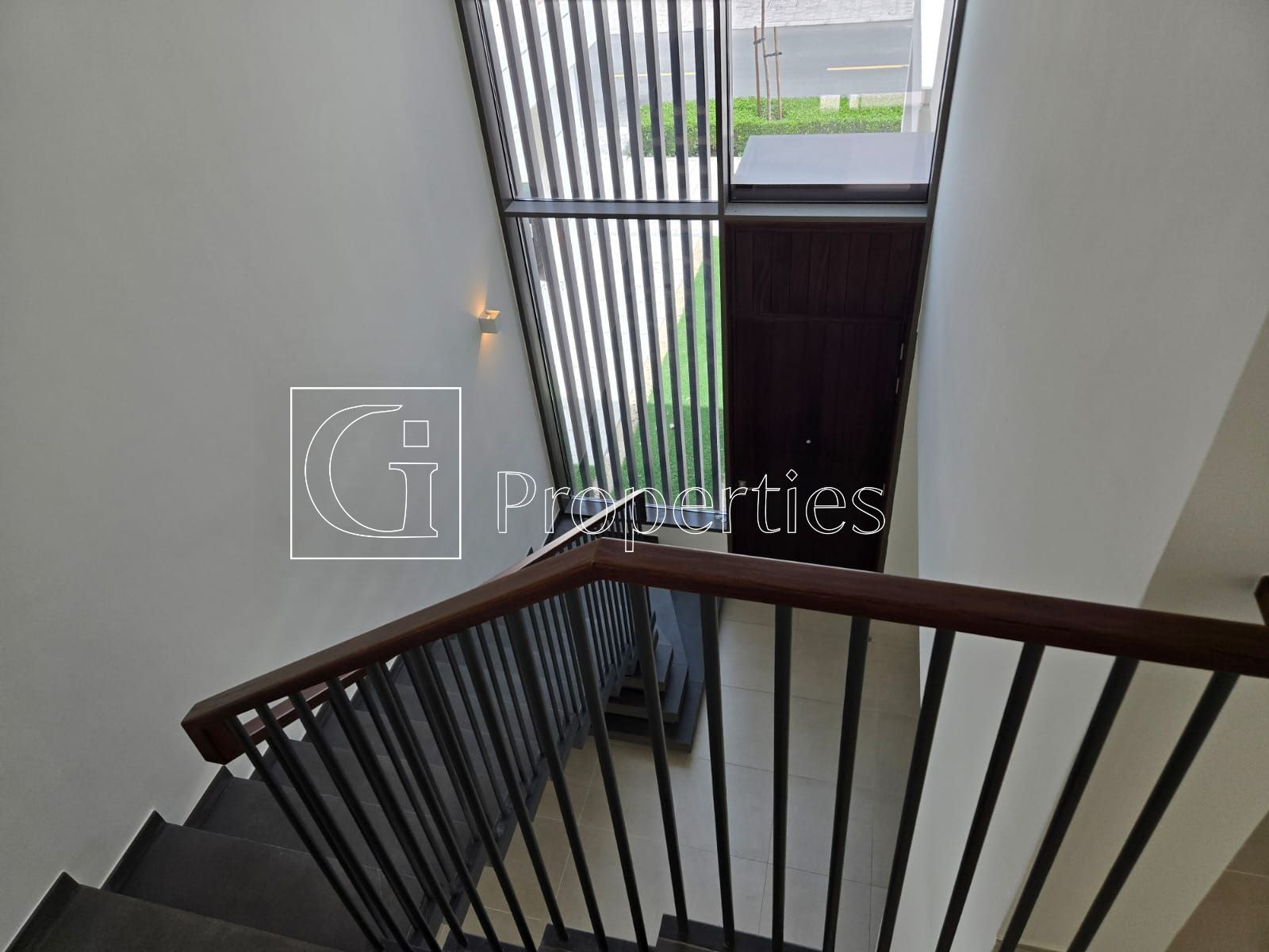 4BR Villa | Vacant | Prime Location - 8