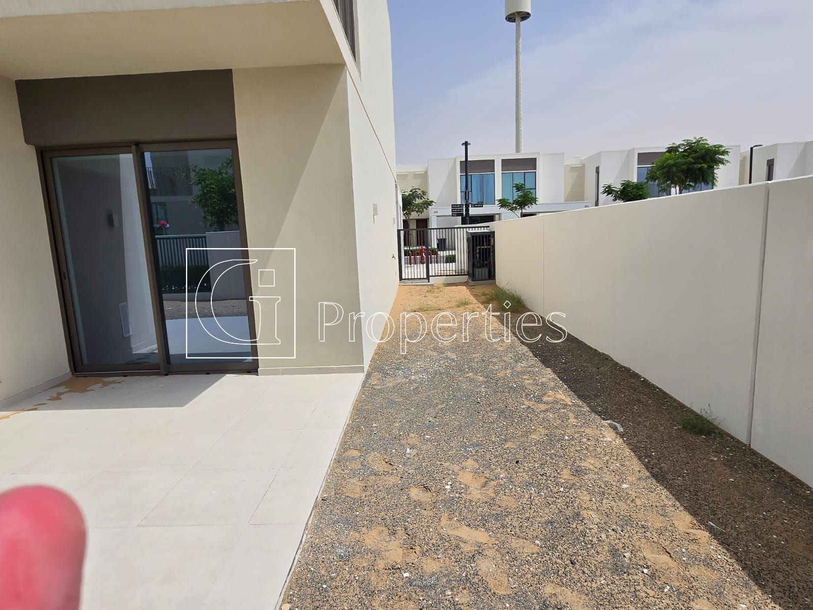 4BR Villa | Vacant | Prime Location - 15