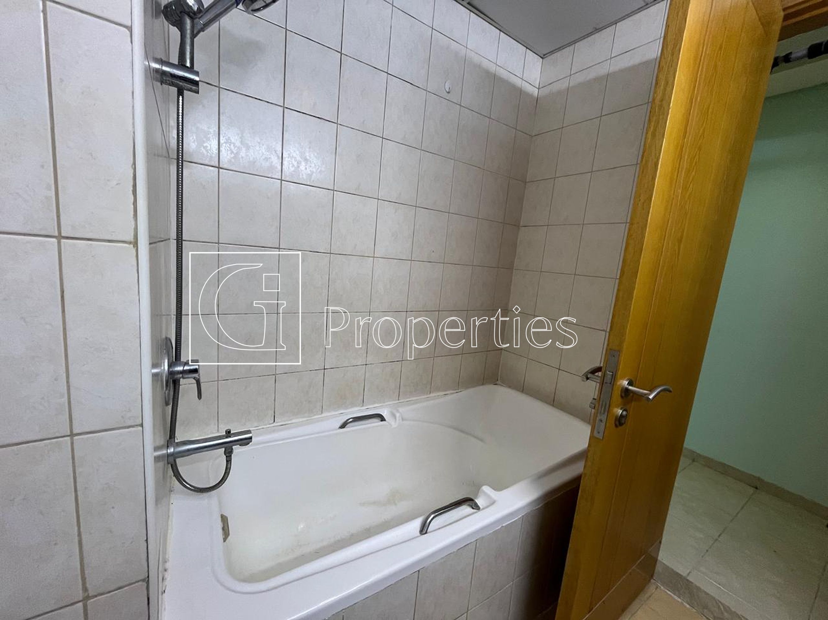 Unfurnished | Smart Layout | Green Community - 4