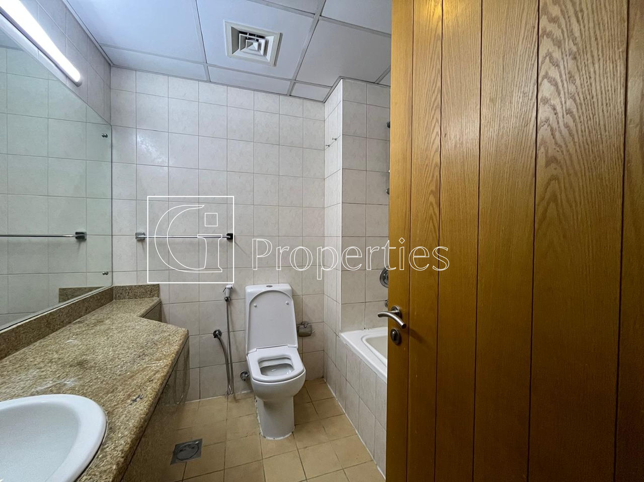 Unfurnished | Smart Layout | Green Community - 5