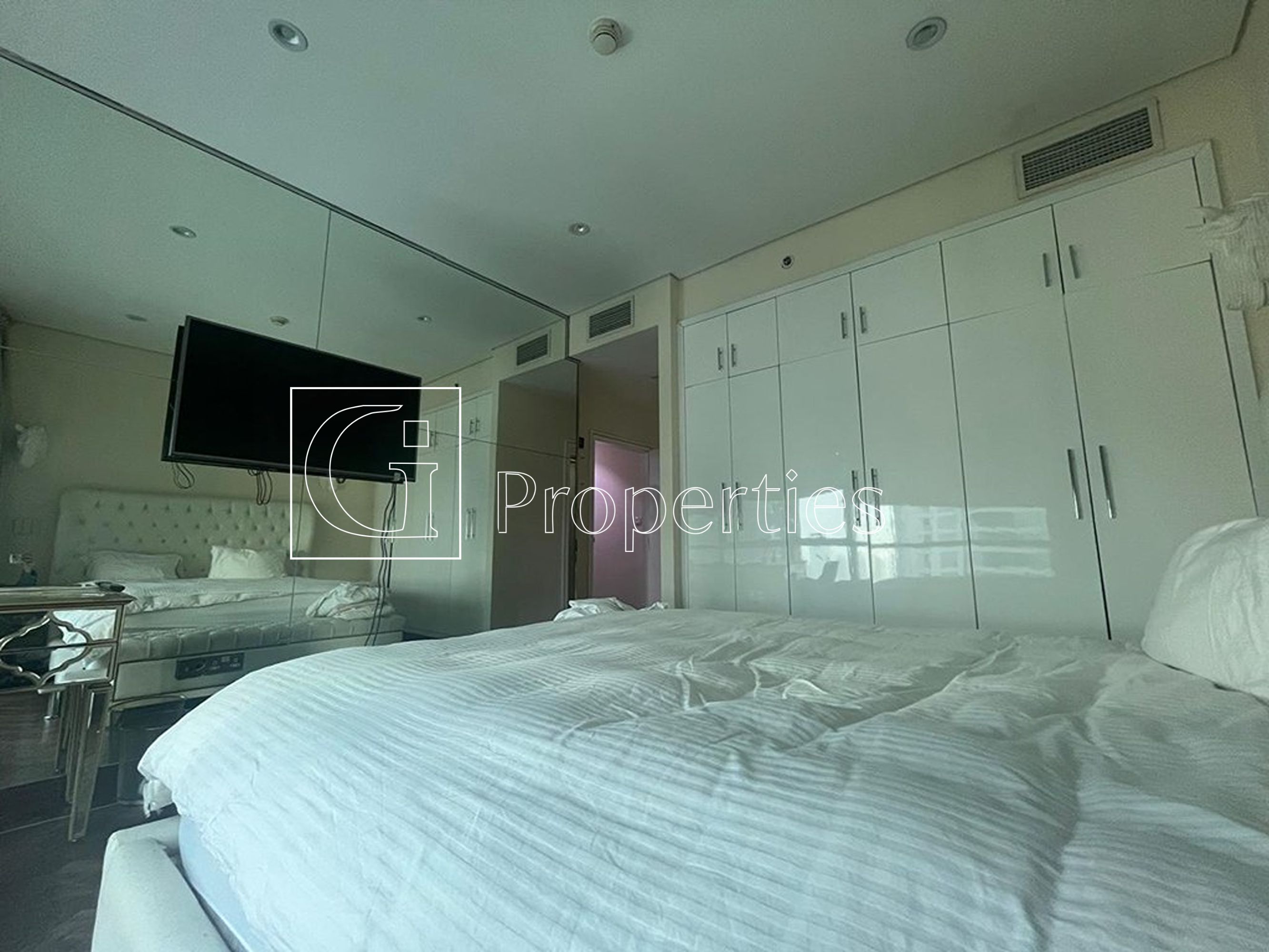 Chiller Free | Ready To Move In | 3 Plus maid - 9