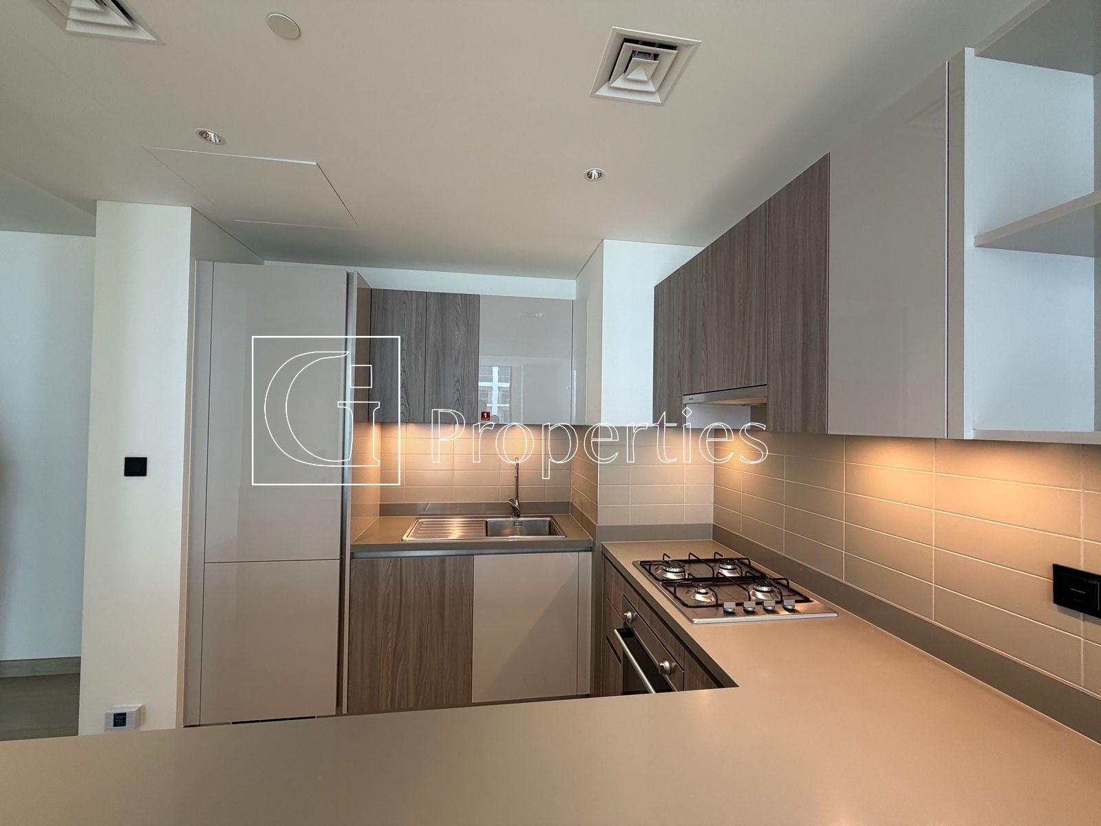 Brand new | High Floor | Massive 3BR+M - 5