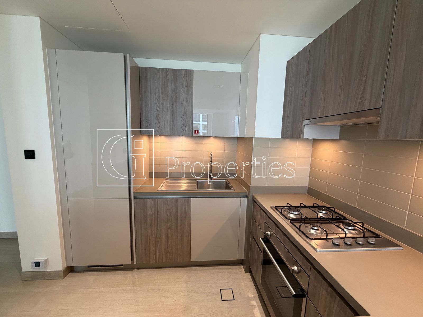 Brand new | High Floor | Massive 3BR+M - 7