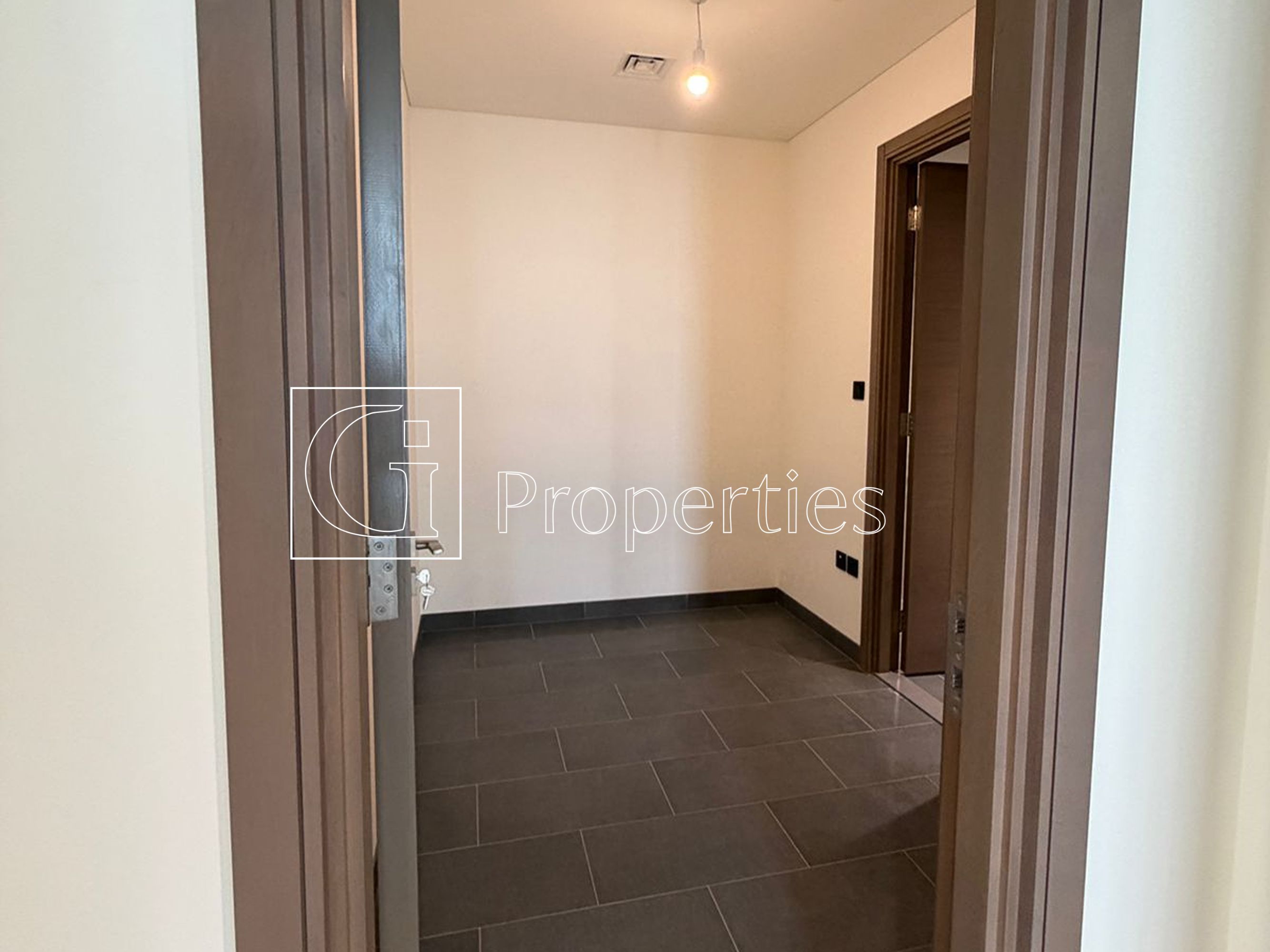 Brand new | High Floor | Massive 3BR+M - 9