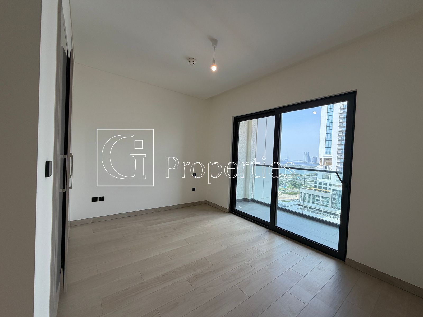 Brand new | High Floor | Massive 3BR+M - 12