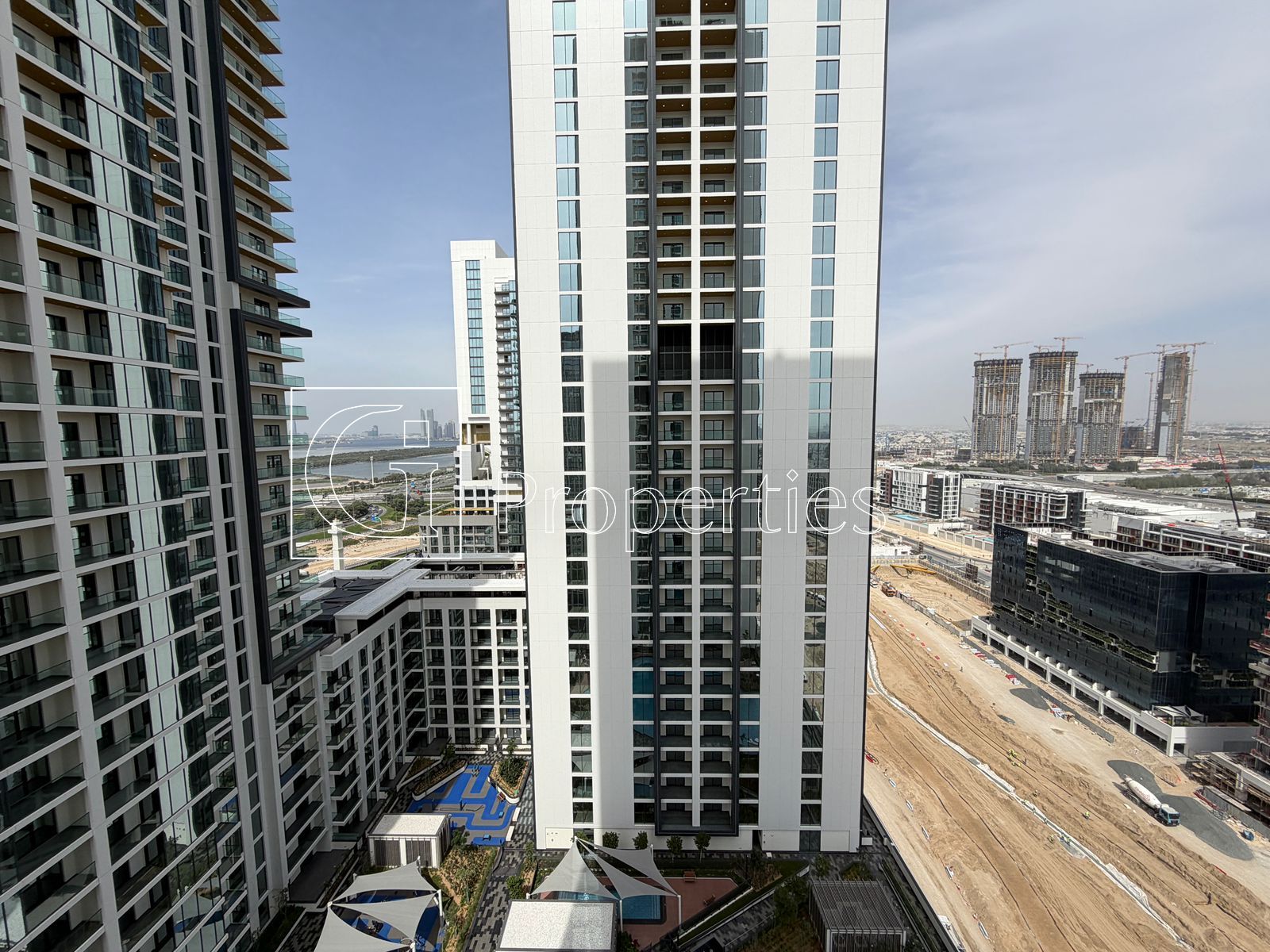 Brand new | High Floor | Massive 3BR+M - 22