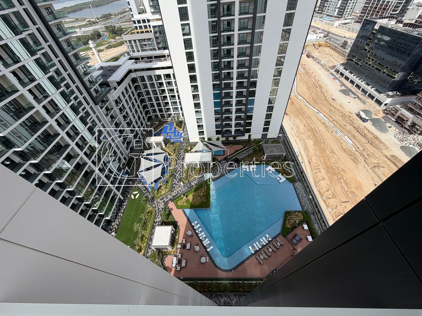 Brand new | High Floor | Massive 3BR+M - 25