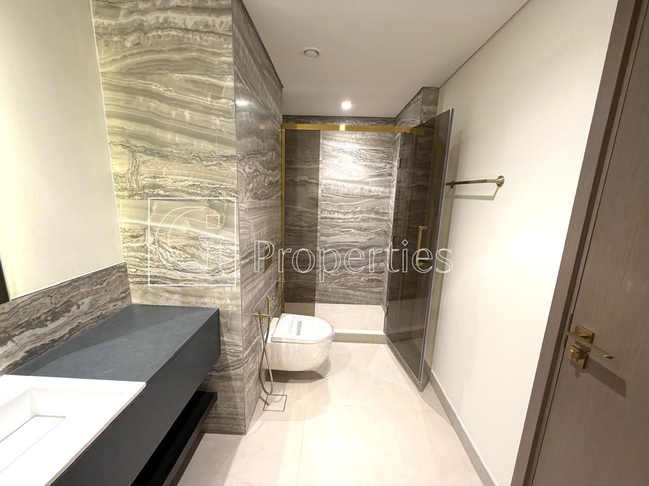 Single Row | Balcony | Ready Unit - 15