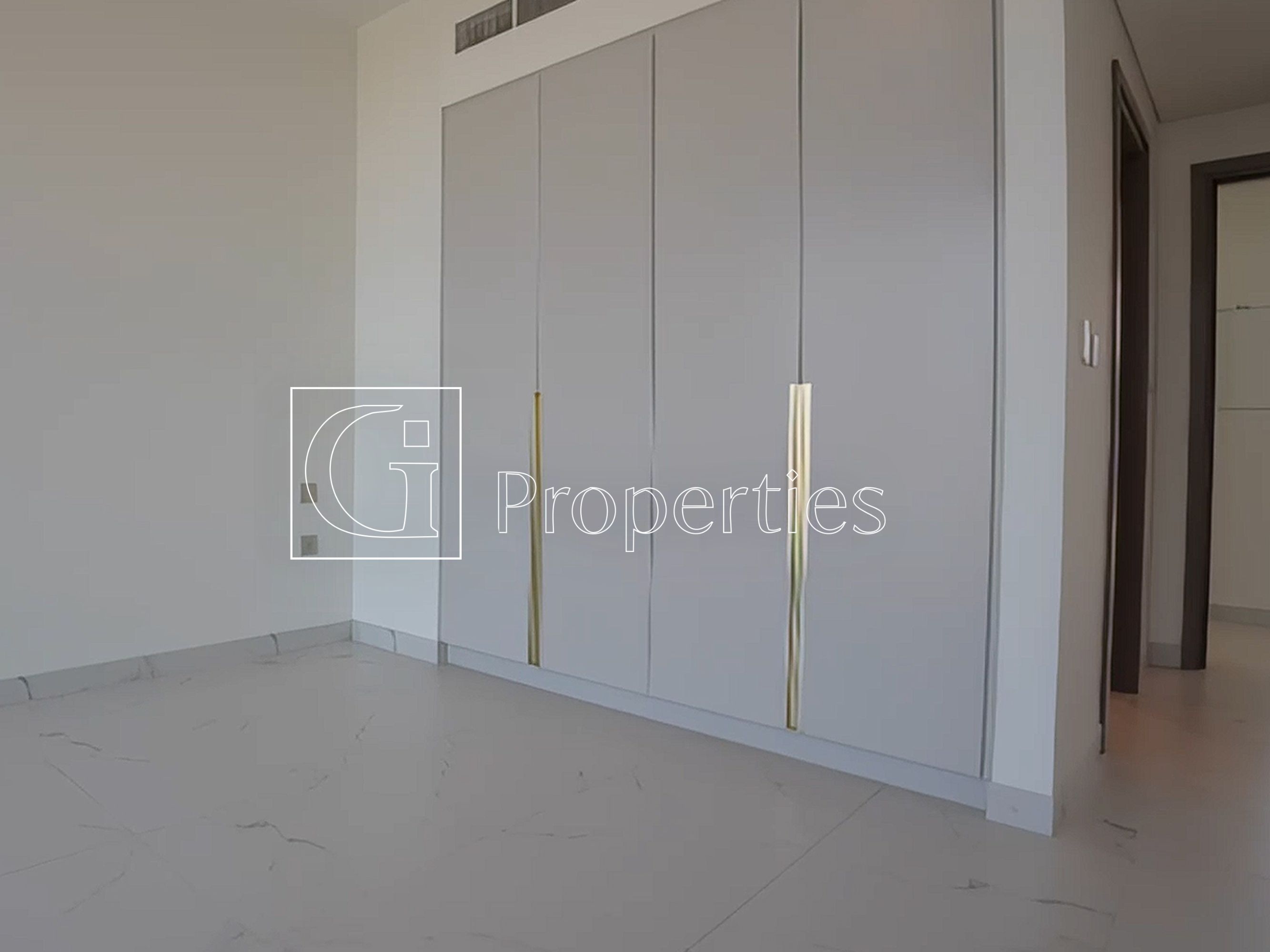 Corner Unit | Single Row | Central Park View - 15