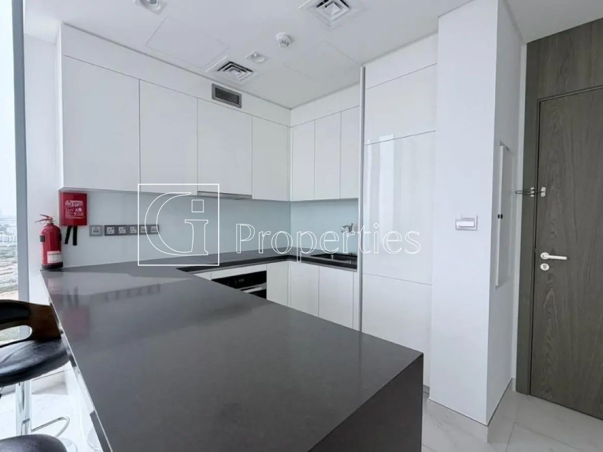 Fully Furnished | Hot Deal | Amazing view - 3