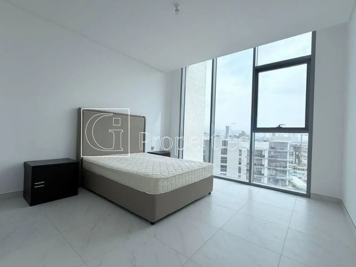 Fully Furnished | Hot Deal | Amazing view - 4