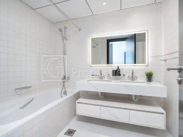 Full Marina View | Vacant | Corner Apartment - 17