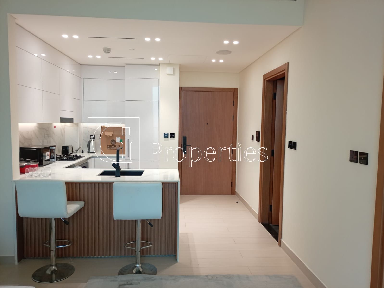 Fully Furnished | Prime Location | Great Price - 1