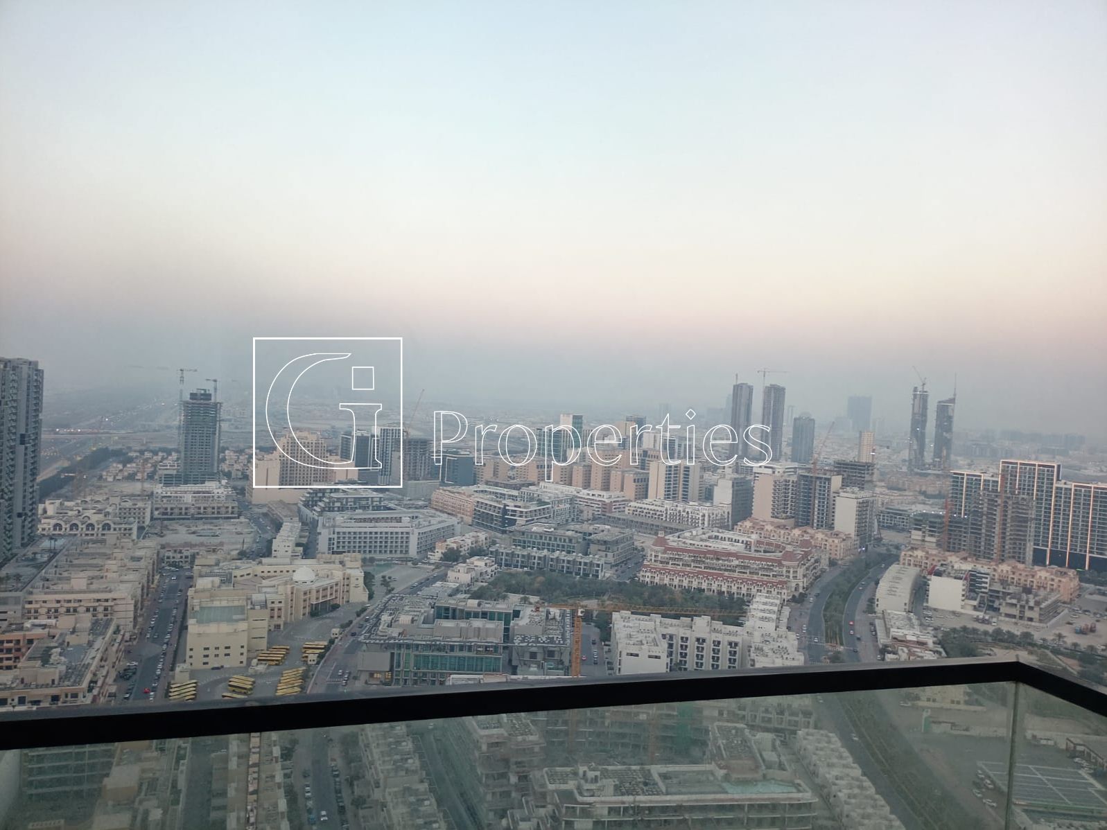 Fully Furnished | Prime Location | Great Price - 10