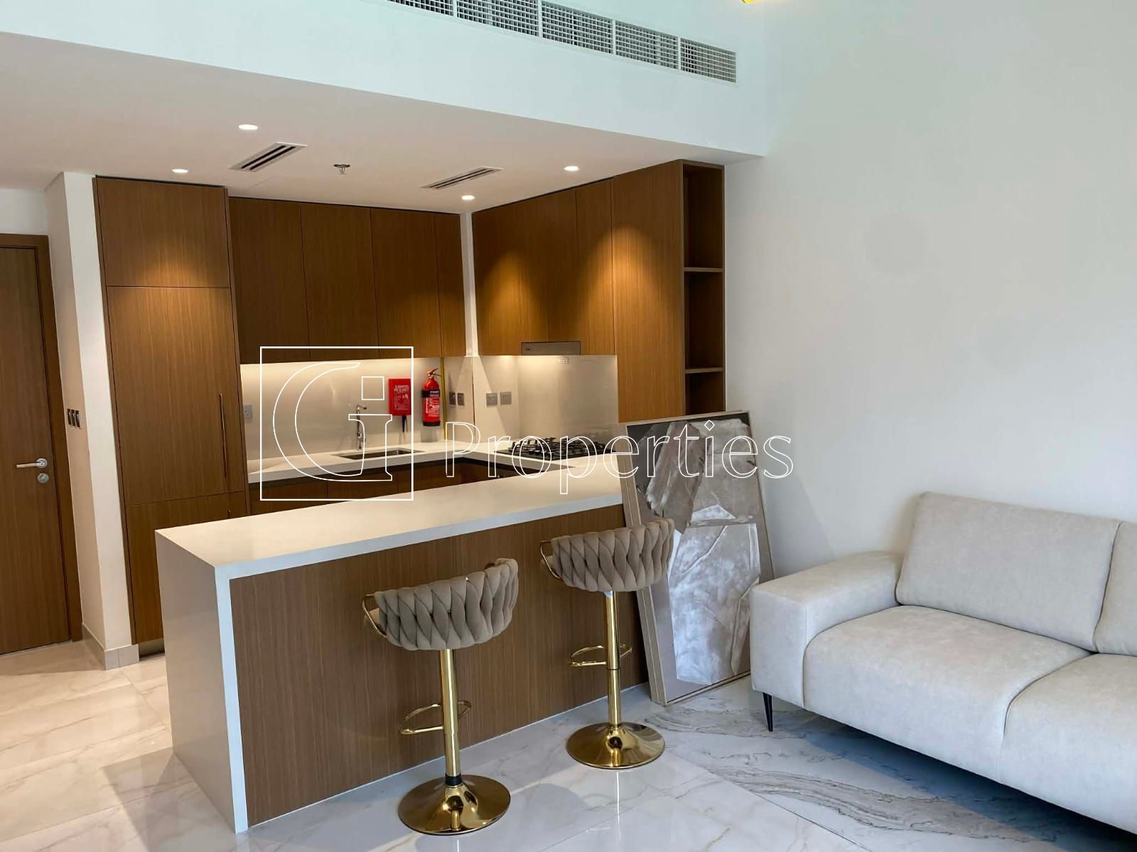 Fully Furnished | Lagoon View | Elegant 1BR - 3