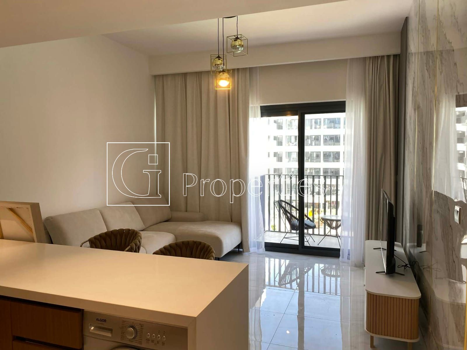 Fully Furnished | Lagoon View | Elegant 1BR - 4