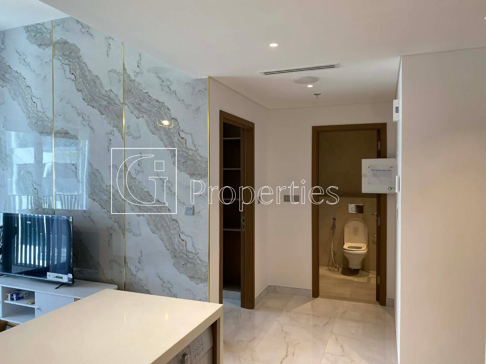 Fully Furnished | Lagoon View | Elegant 1BR - 8