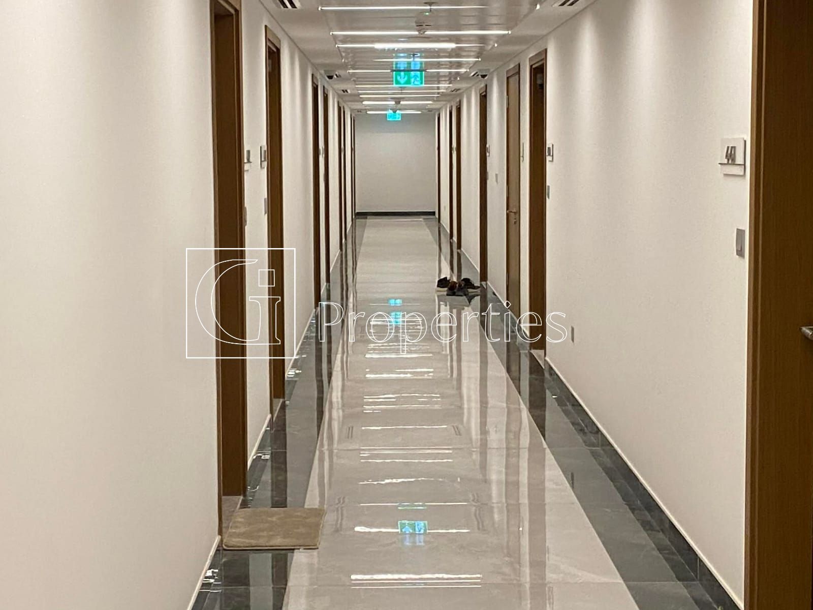 Fully Furnished | Lagoon View | Elegant 1BR - 10