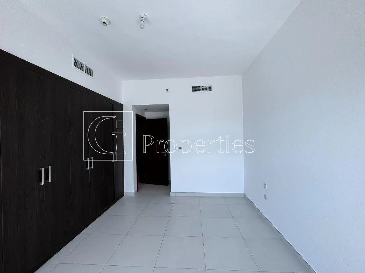Spacious 2BR | Prime Location | Large Layout - 9