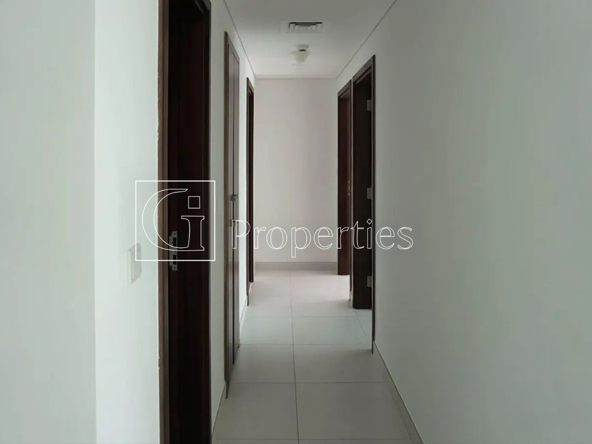 Spacious 2BR | Prime Location | Large Layout - 14